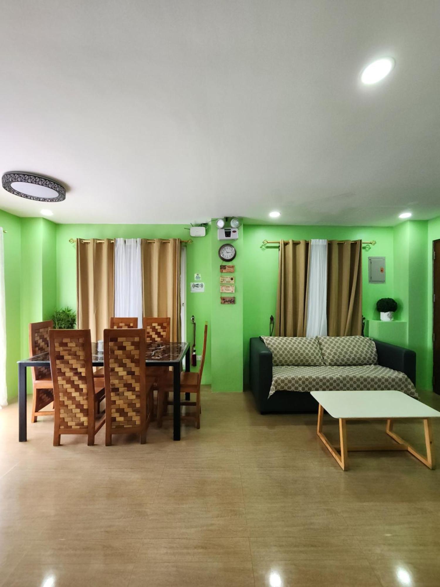 Mountain And Sunsetview Baguio Residences Baguio City Номер фото