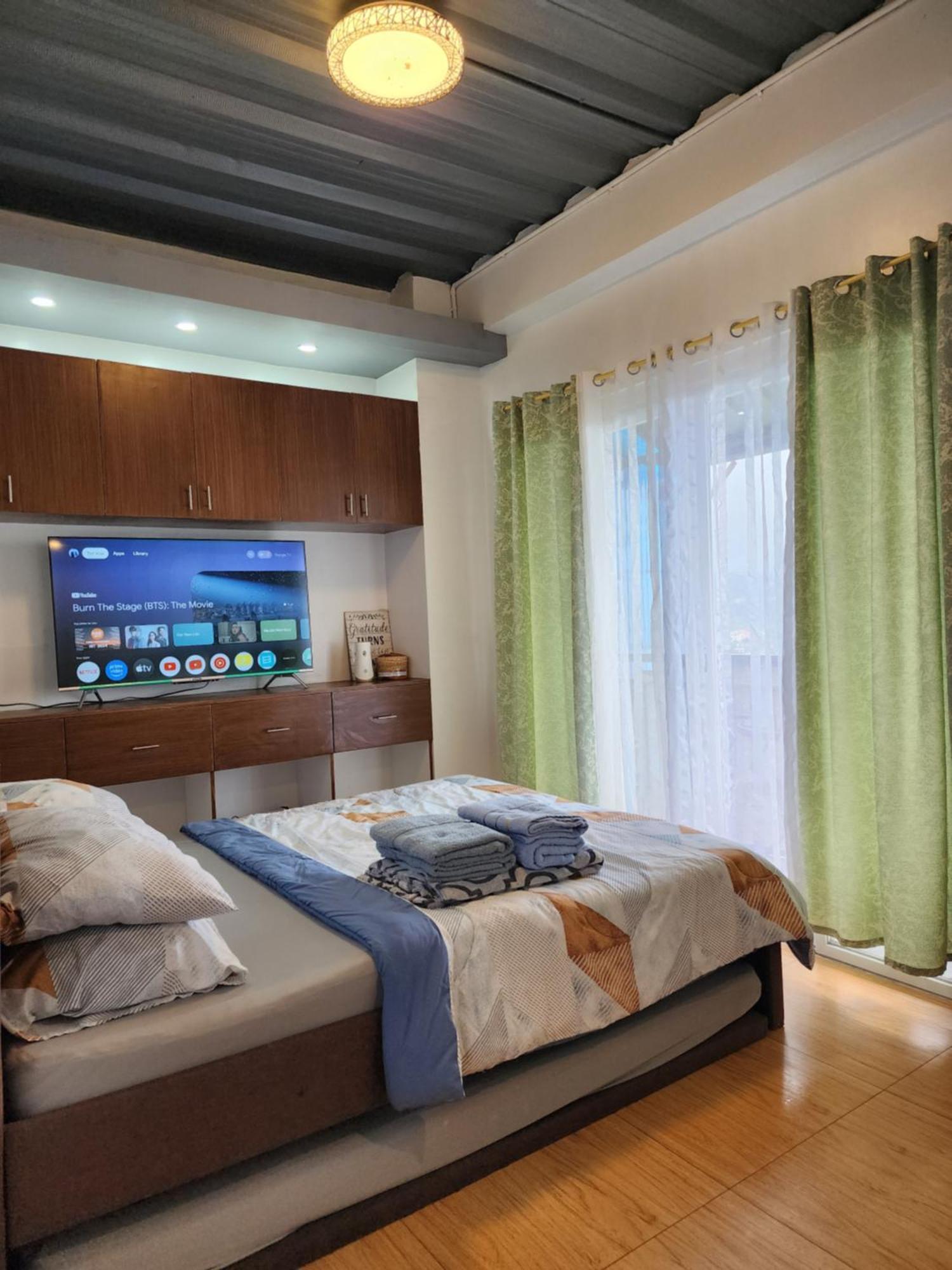 Mountain And Sunsetview Baguio Residences Baguio City Номер фото